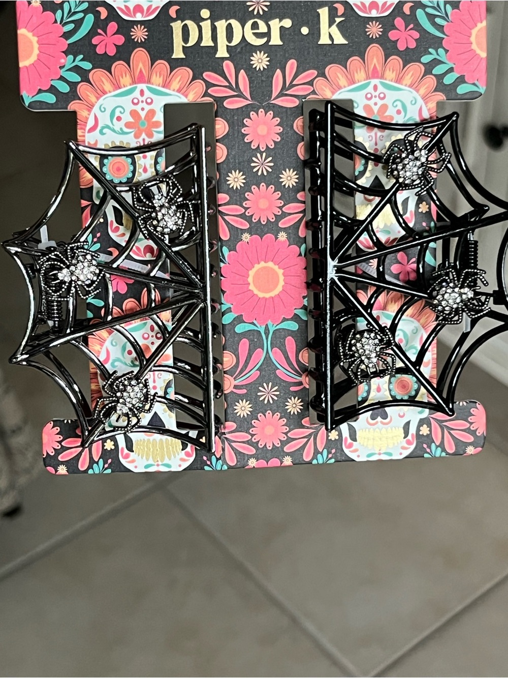 Piper·K Black Spider Web Hair Clips